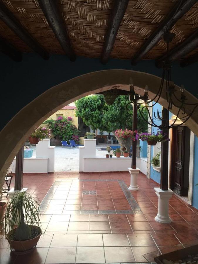 Villa Thermopilon Larnaca Exteriör bild