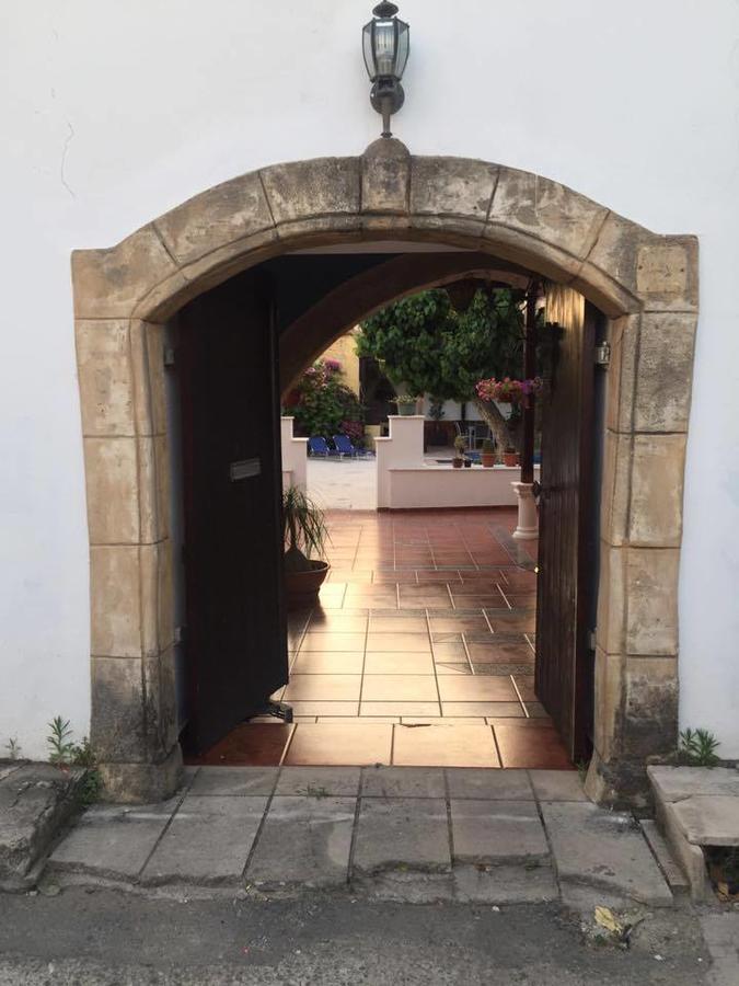 Villa Thermopilon Larnaca Exteriör bild