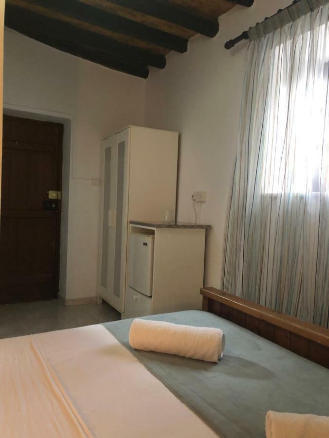 Villa Thermopilon Larnaca Exteriör bild
